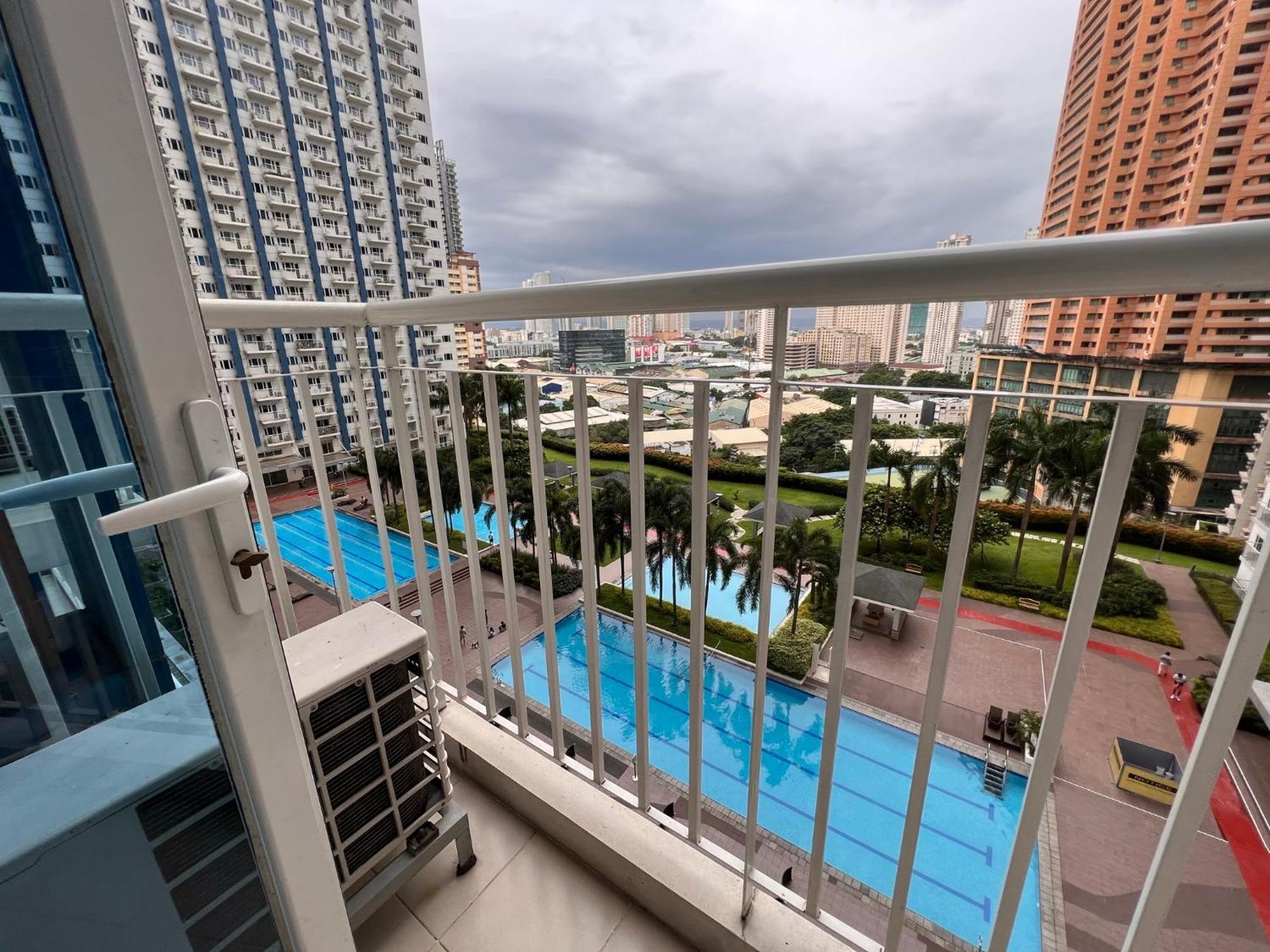Studio Units At Sm Light Residences Condo Beside Boni Mrt Station Manila Exterior photo